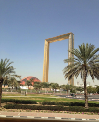 The Frame Dubai udsigt